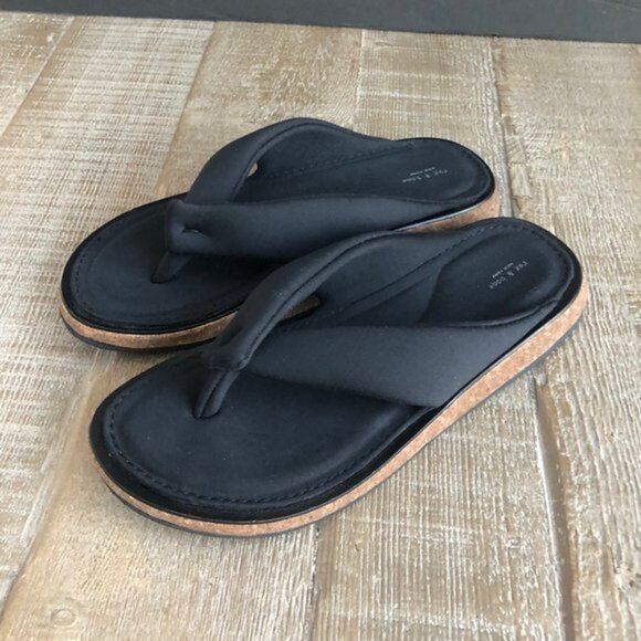 RAG & BONE Parque black recycled neoprene flip flops Size 38 - Picture 3 of 6